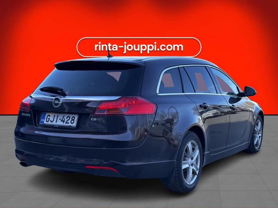 OPEL Insignia 2011