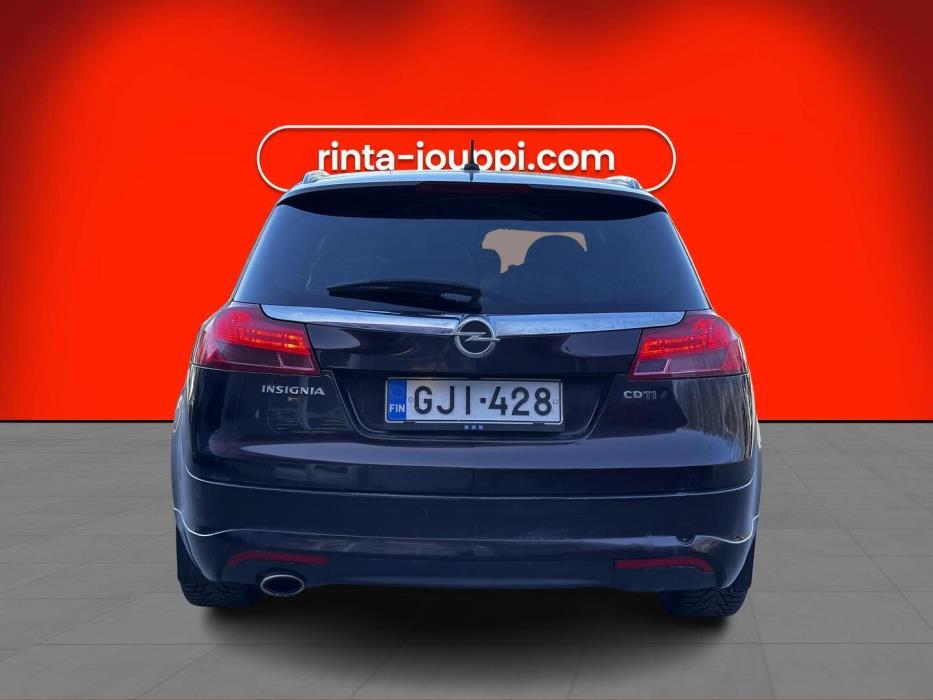 OPEL Insignia 2011