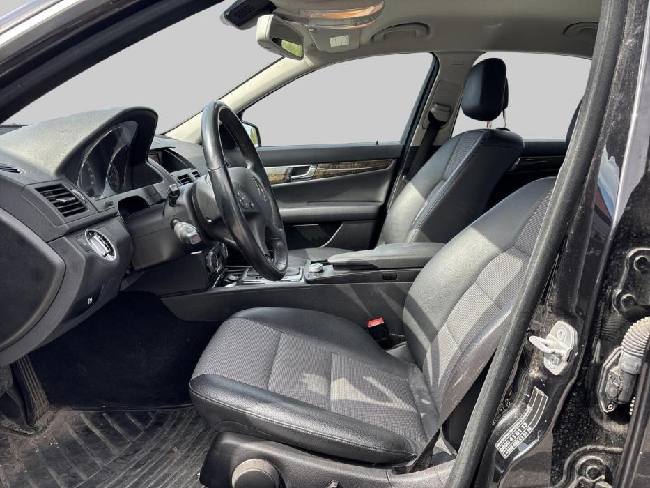 MERCEDES-BENZ C 2011