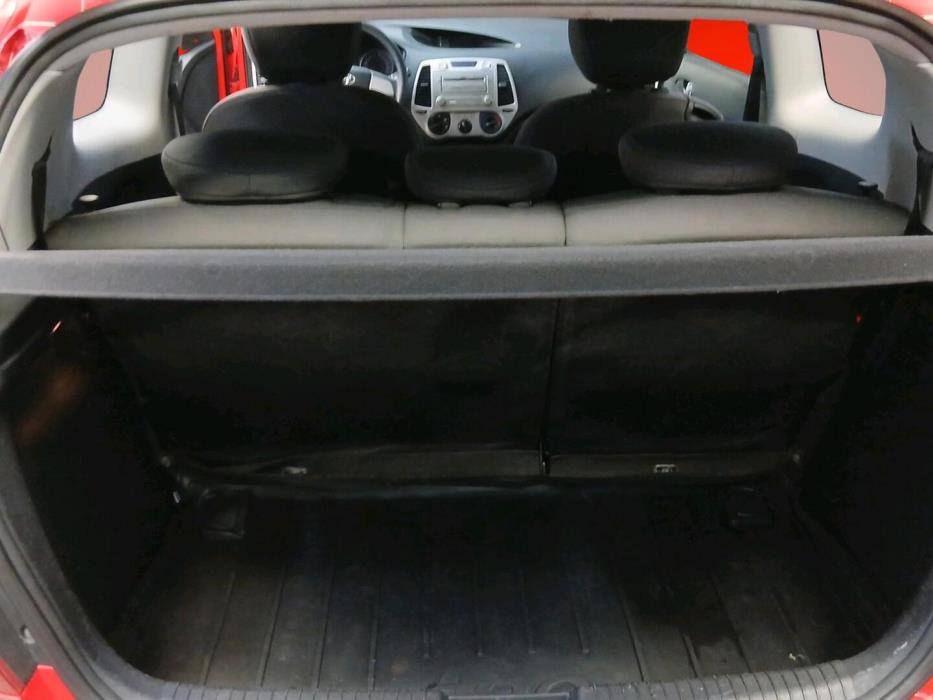 HYUNDAI i20 2011