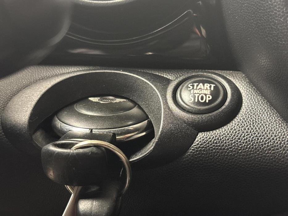 MINI Cooper 2012
