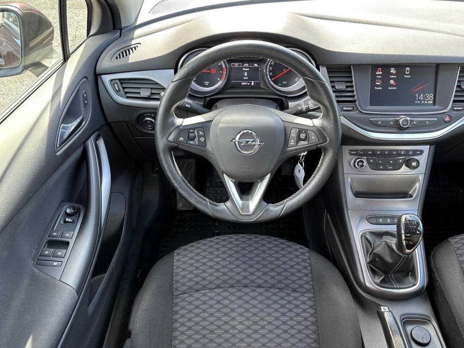 OPEL Astra 2016