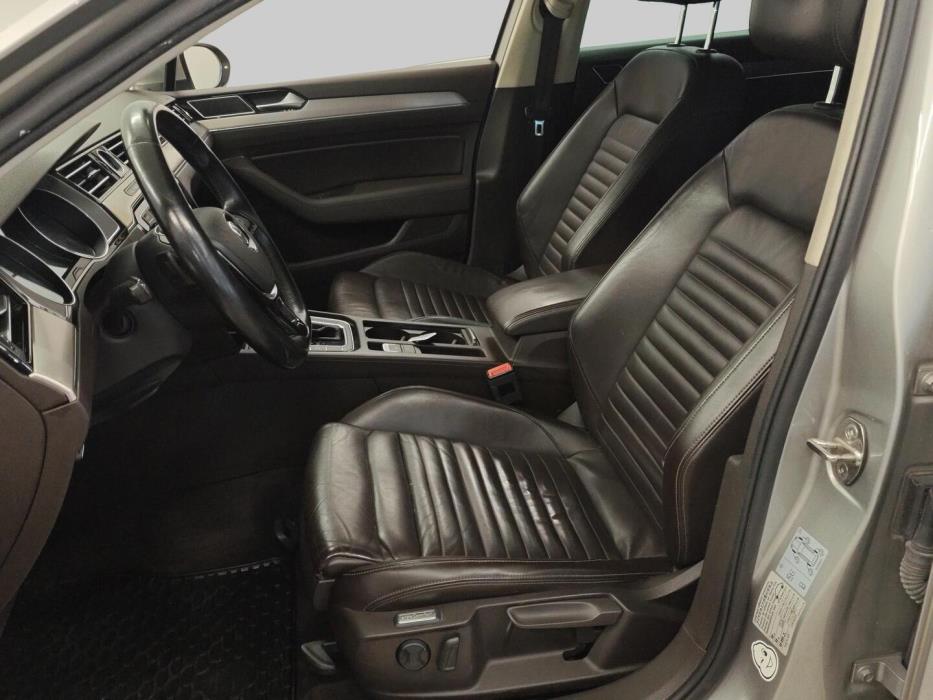 VOLKSWAGEN Passat 2015