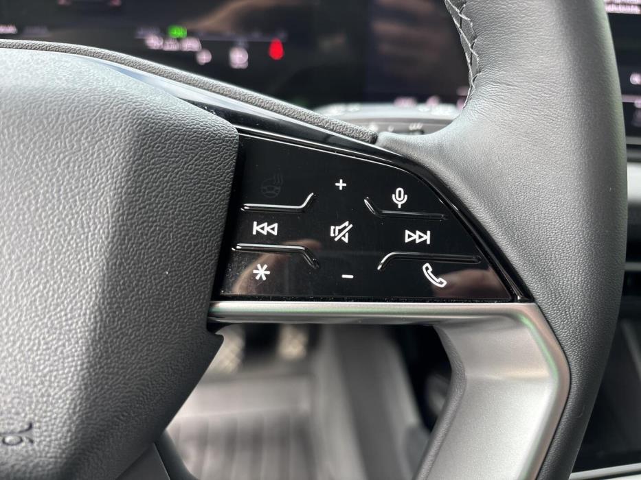 AUDI A6 e-tron 2025