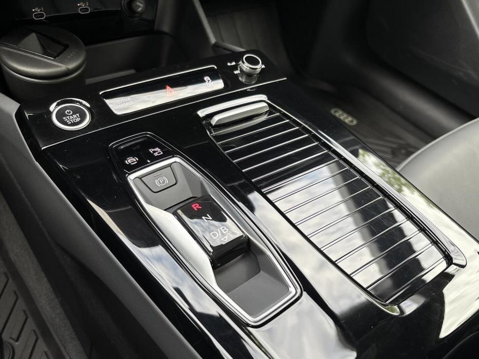 AUDI A6 e-tron 2025