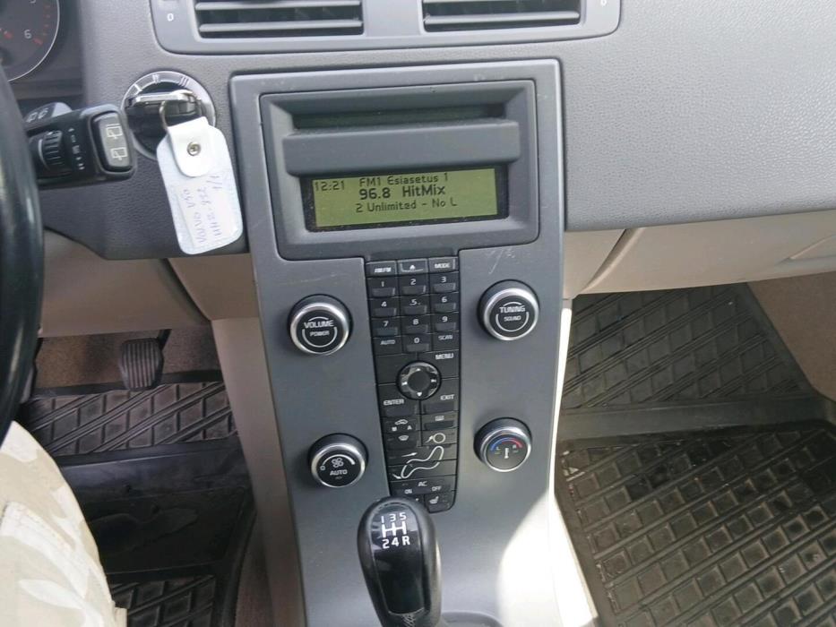 VOLVO V50 2009