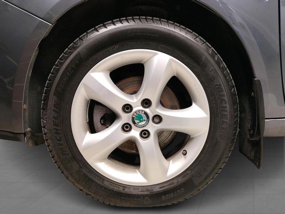 SKODA Fabia 2008