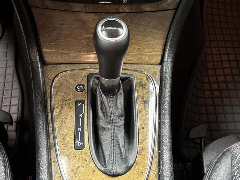 MERCEDES-BENZ E 2007