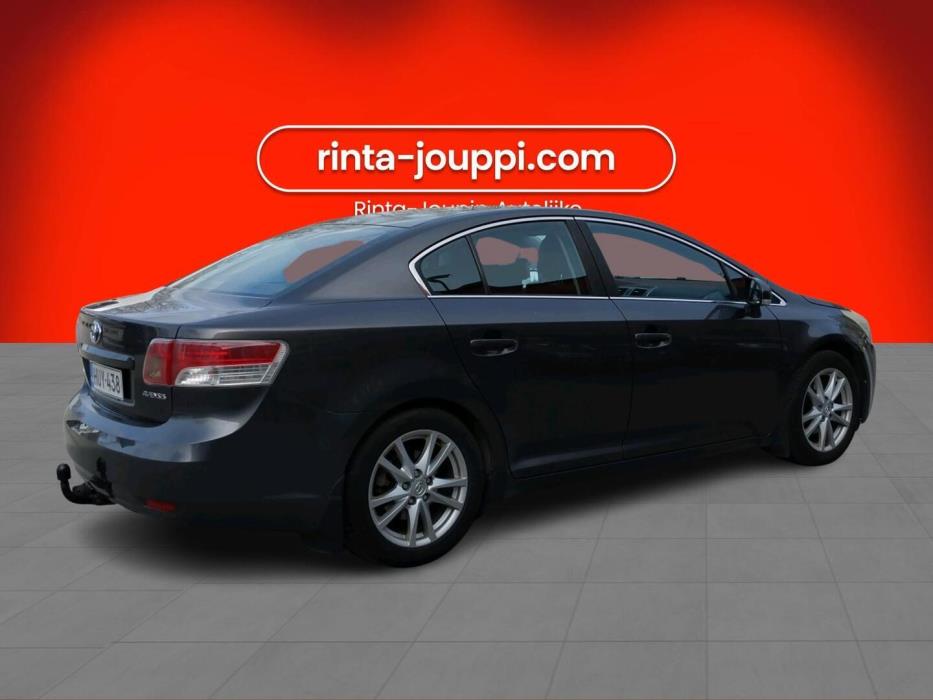 TOYOTA Avensis 2011