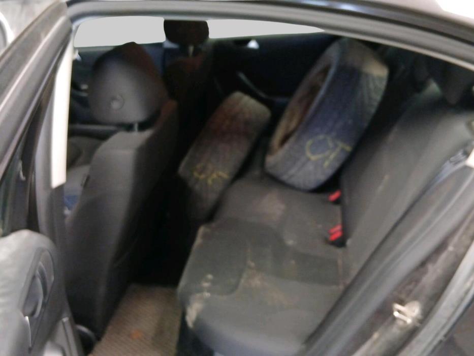 VOLKSWAGEN Passat 2009