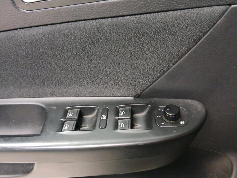 VOLKSWAGEN Passat 2009