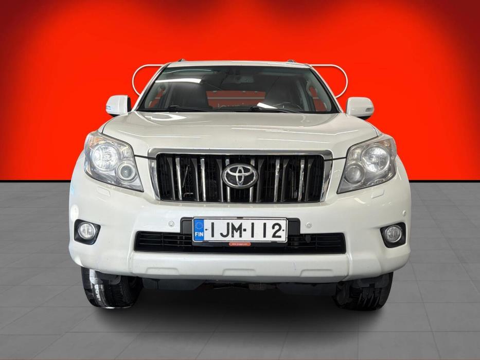 TOYOTA Land Cruiser 2010