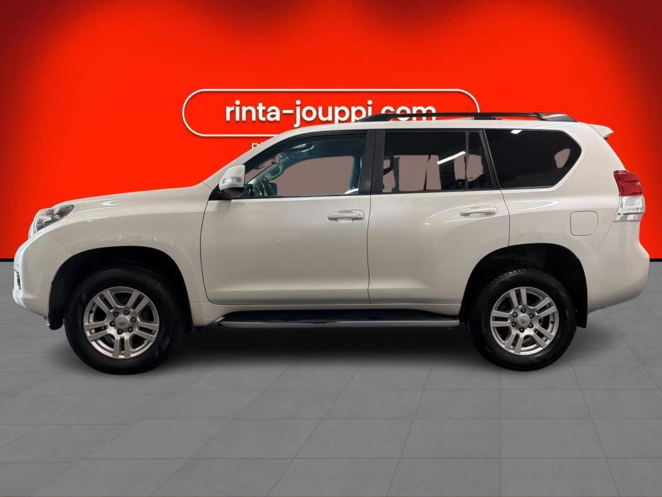 TOYOTA Land Cruiser 2010