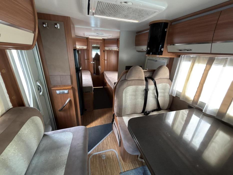 ADRIA CORAL S 670 SLT 2011