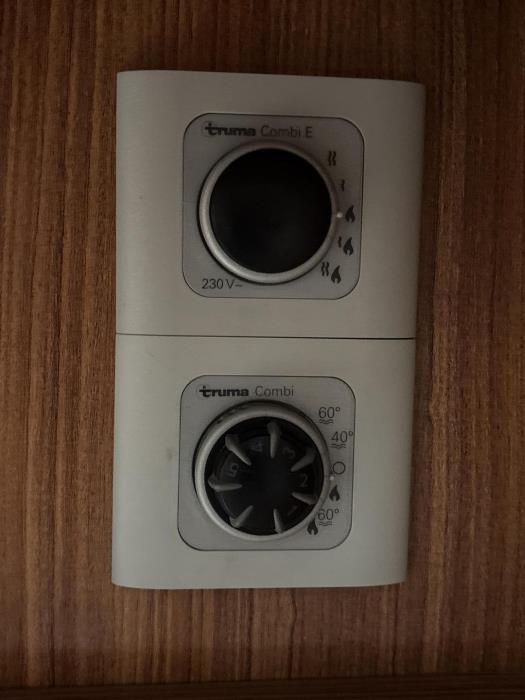 ADRIA CORAL S 670 SLT 2011