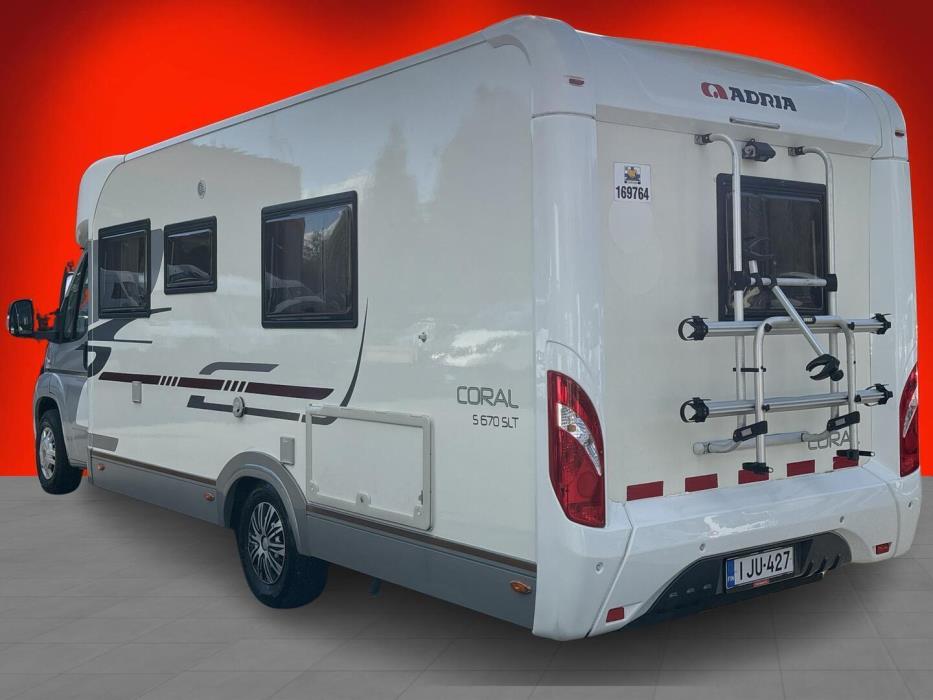 ADRIA CORAL S 670 SLT 2011