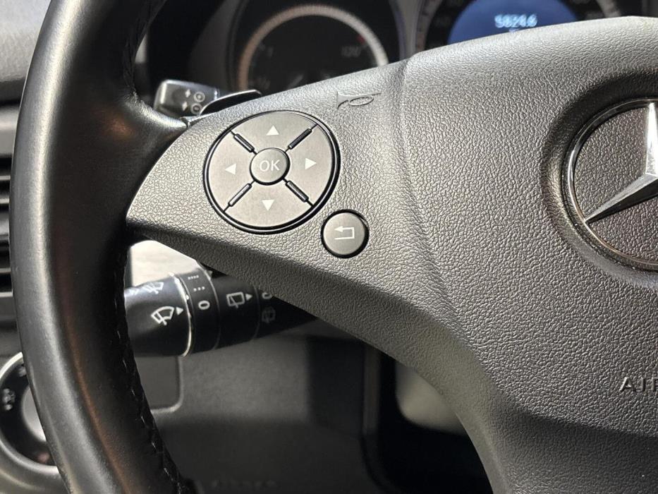 MERCEDES-BENZ GLK 2012