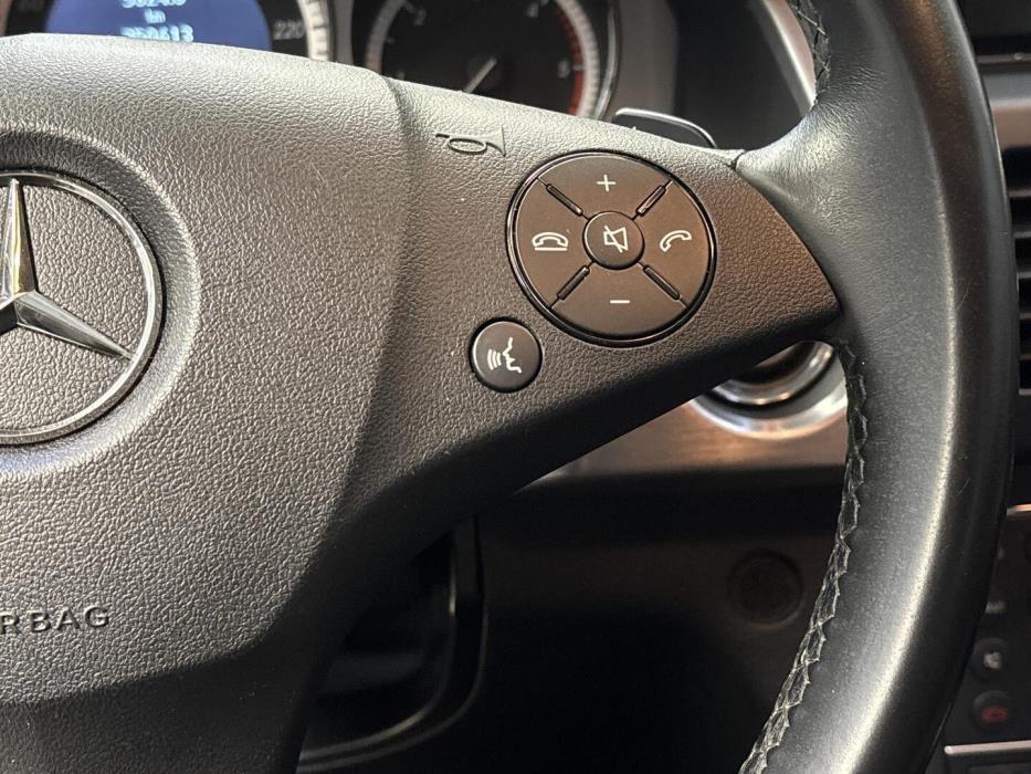 MERCEDES-BENZ GLK 2012