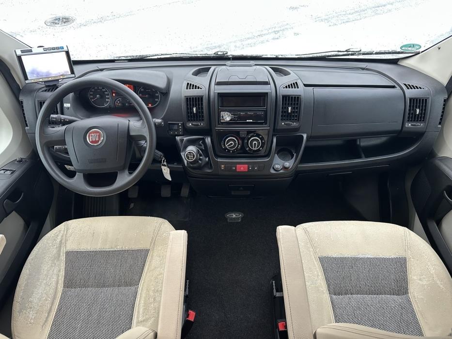 BÜRSTNER Nexxo T 715G 2013