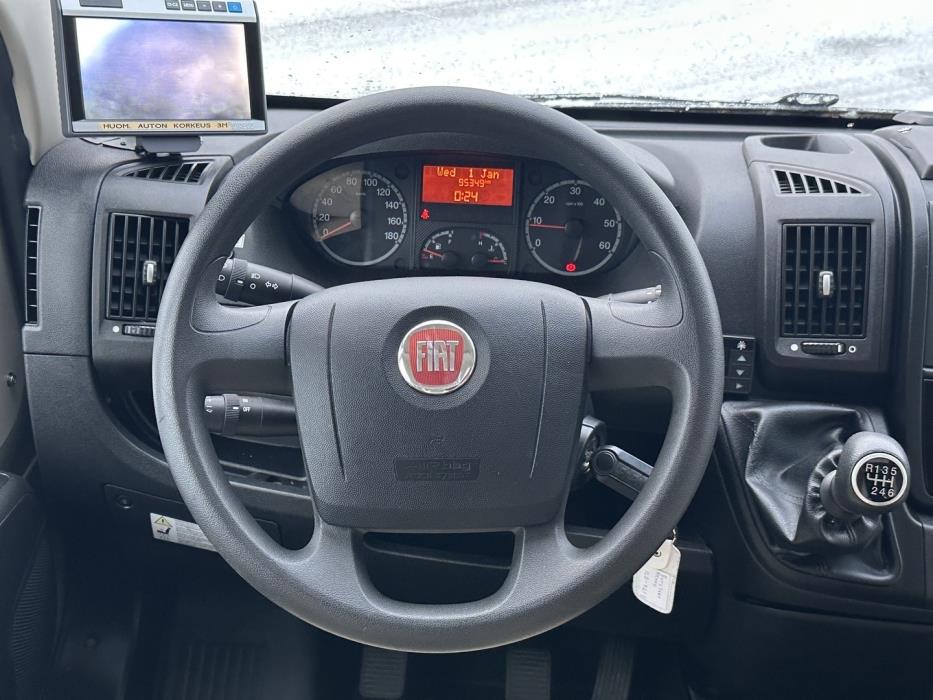 BÜRSTNER Nexxo T 715G 2013