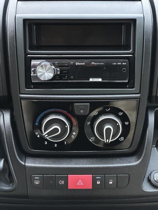 BÜRSTNER Nexxo T 715G 2013