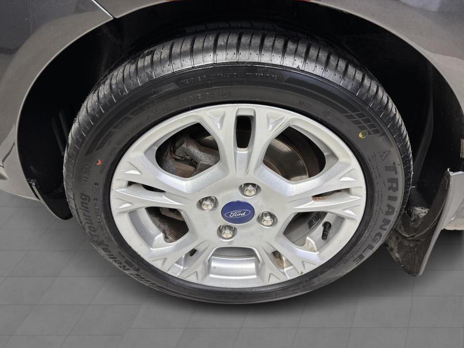 FORD Fiesta 2016