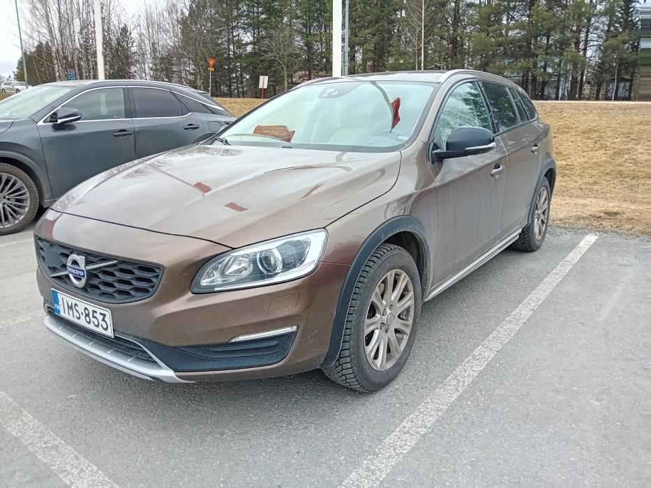 VOLVO V60 Cross Country 2017