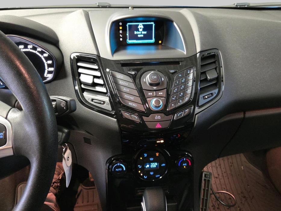 FORD Fiesta 2015