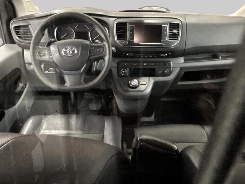 TOYOTA Proace 2017