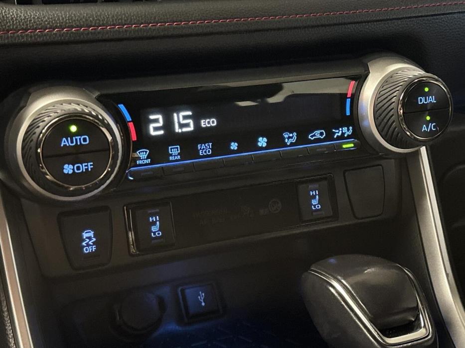 TOYOTA RAV4 Plug-in 2021