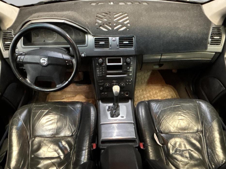 VOLVO XC90 2005