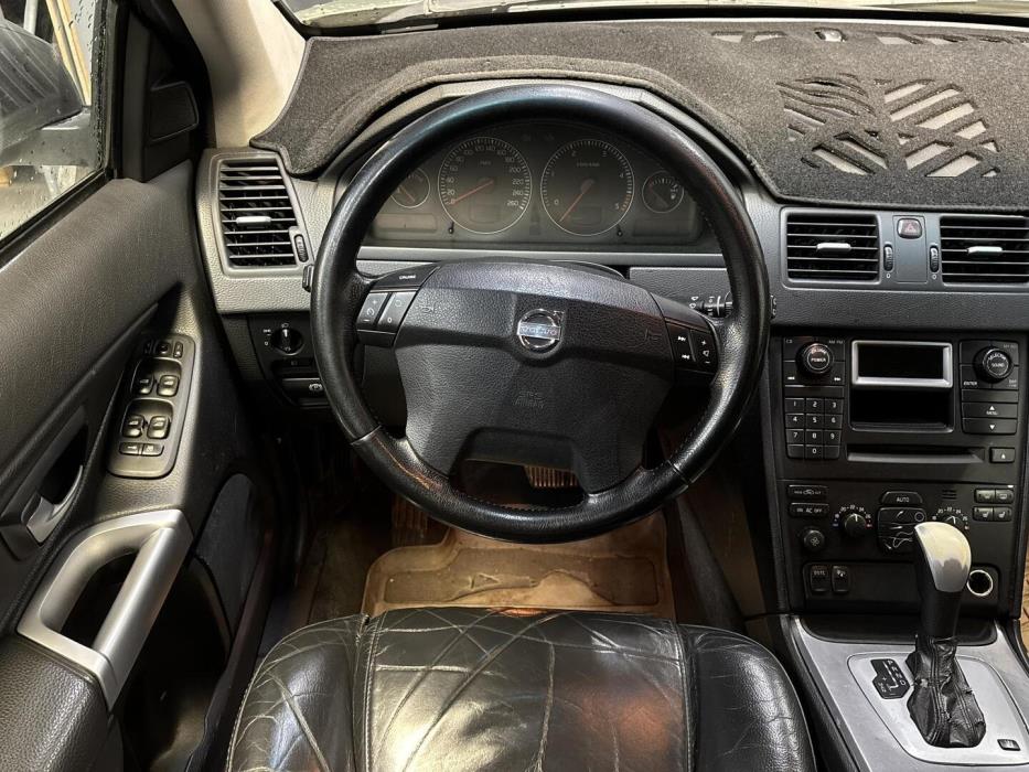 VOLVO XC90 2005