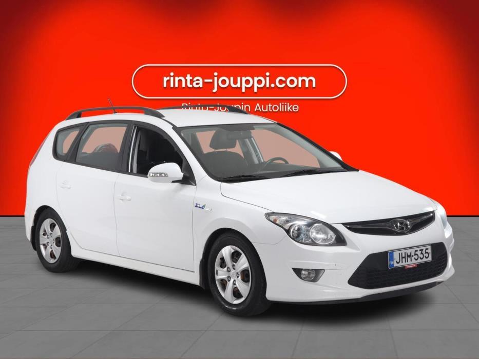 HYUNDAI i30 2011