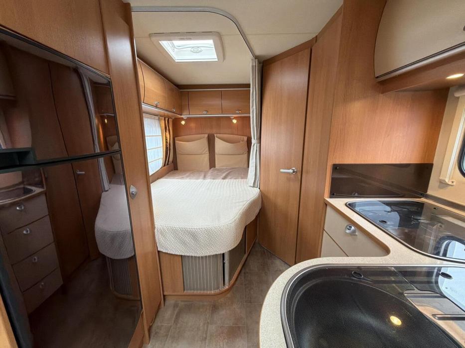 BÜRSTNER T 660 NEXXO 2011