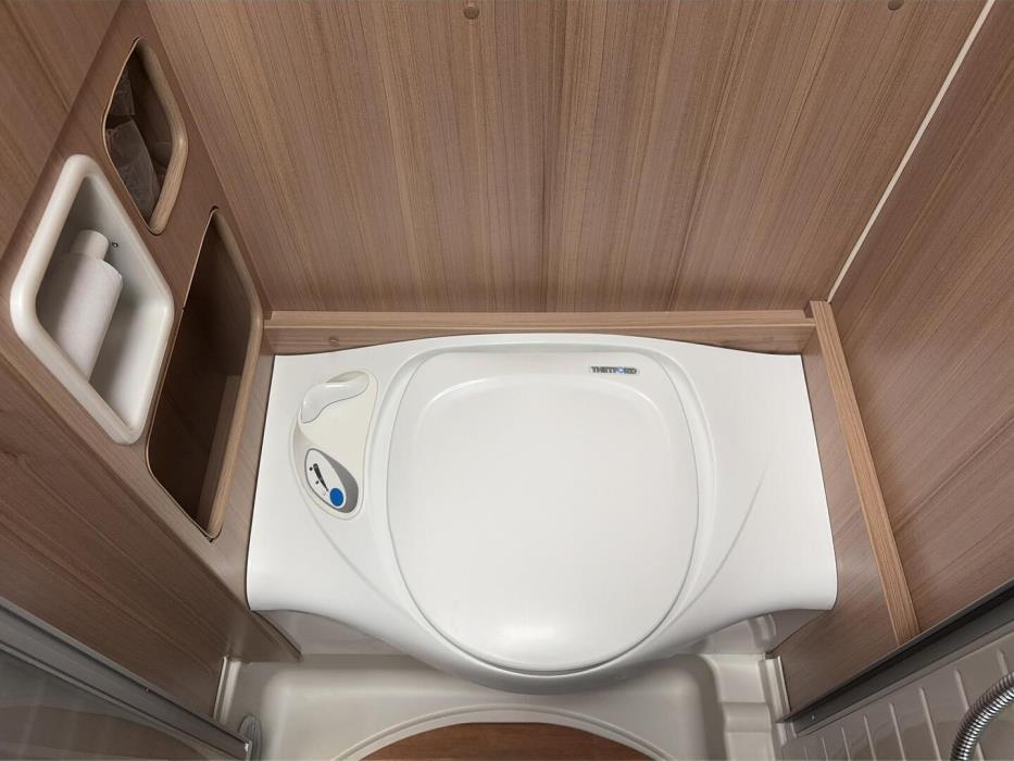 BÜRSTNER T 660 NEXXO 2011