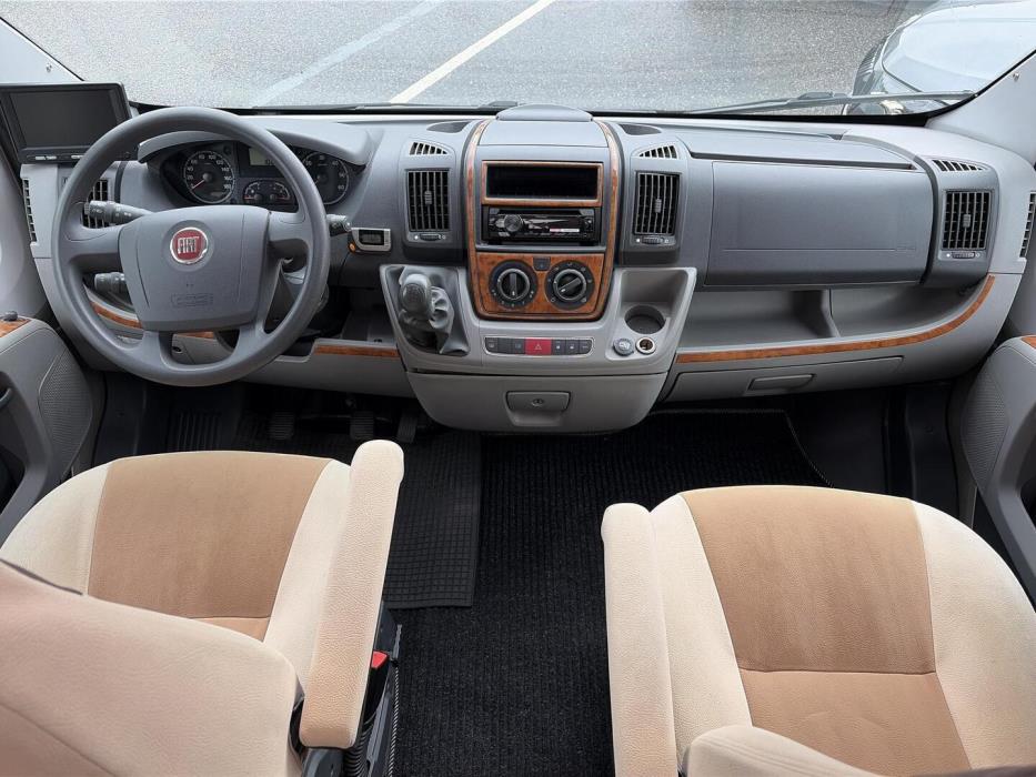 BÜRSTNER T 660 NEXXO 2011
