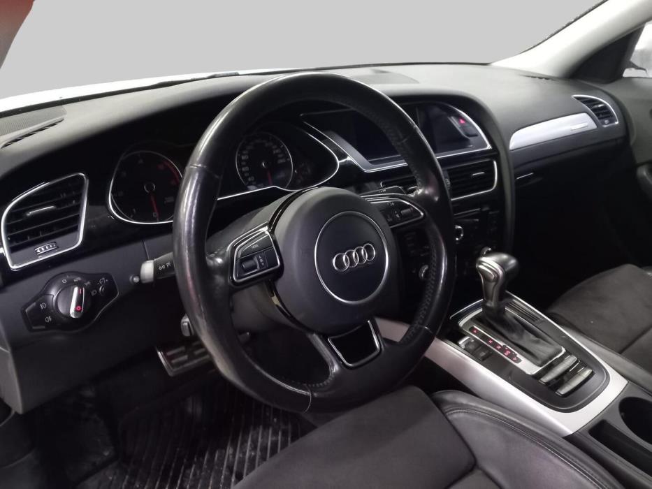 AUDI A4 2015