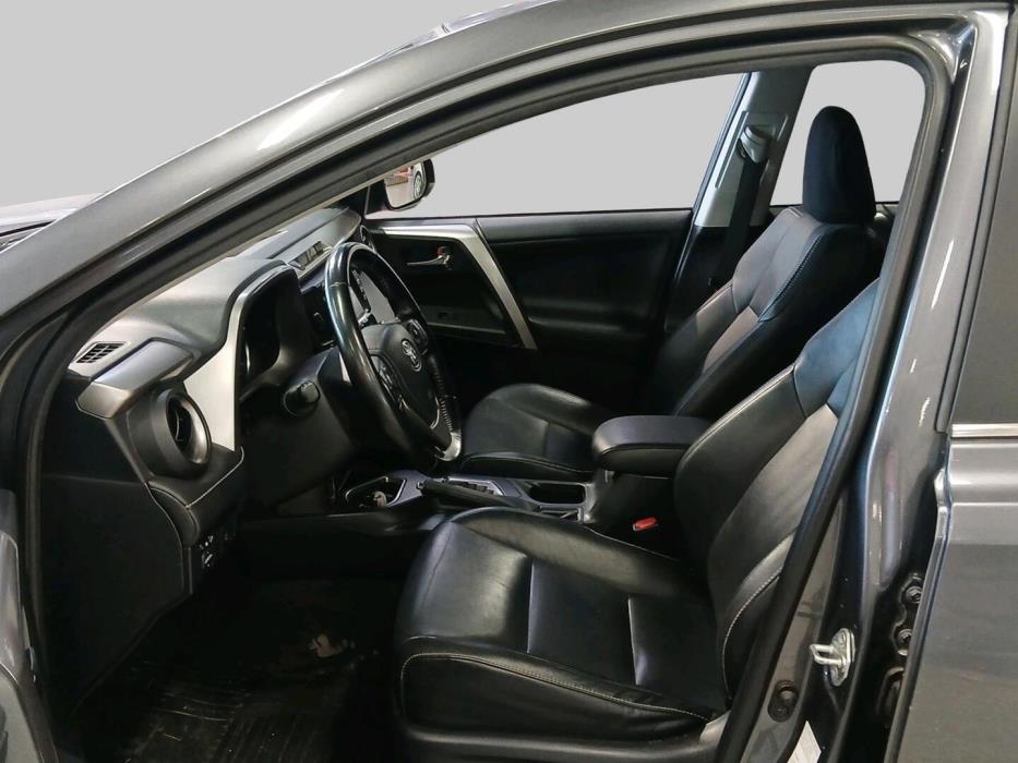 TOYOTA RAV4 2016