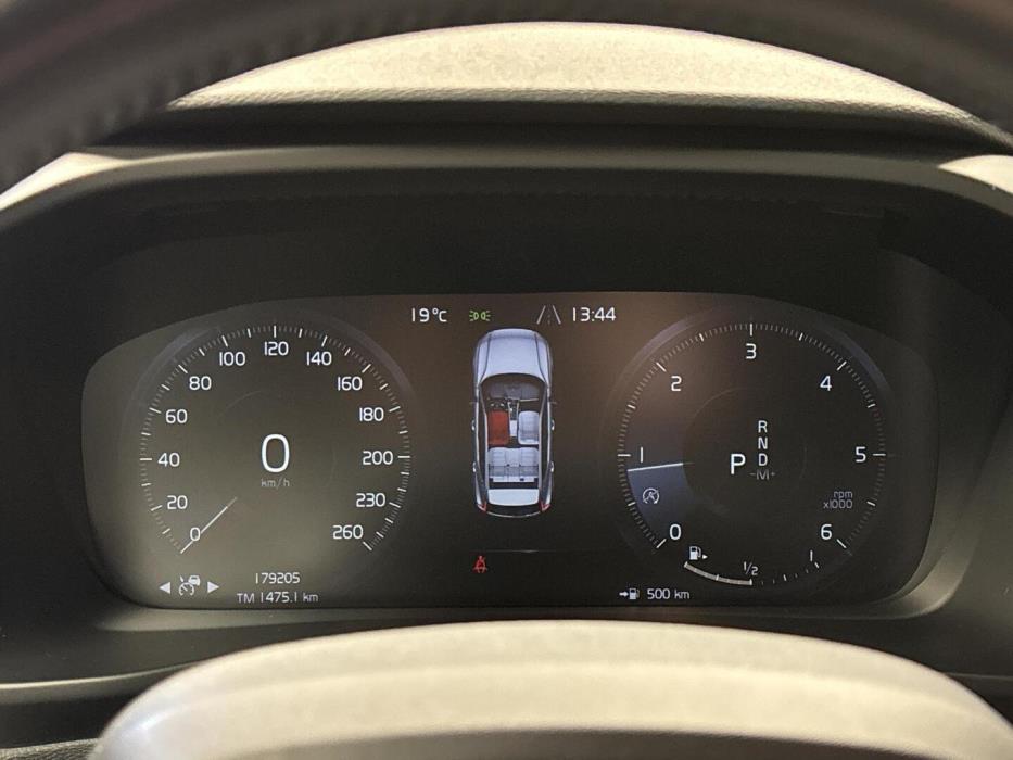 VOLVO XC40 2018