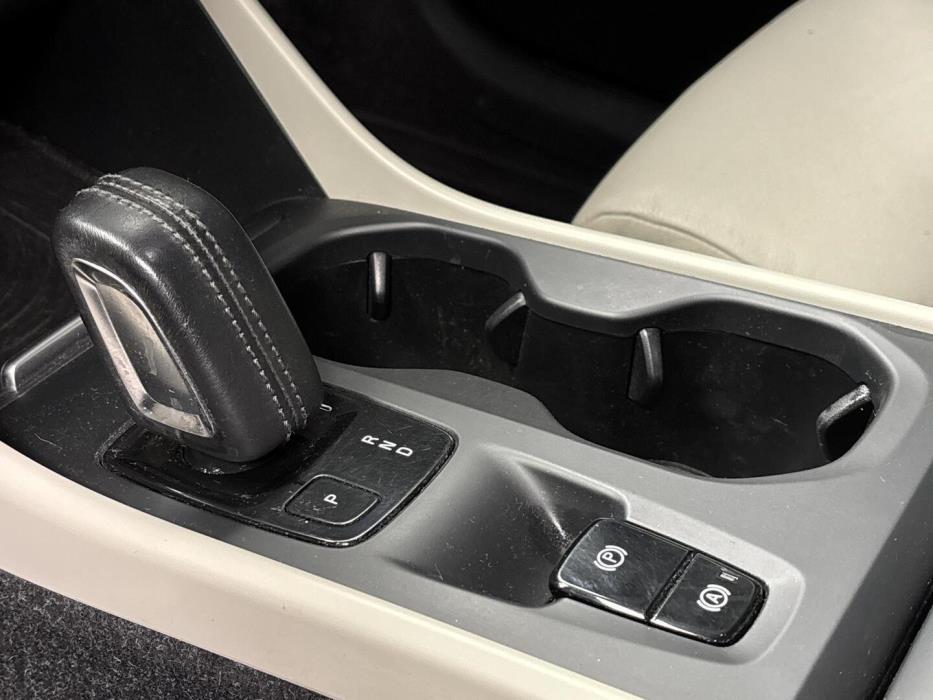 VOLVO XC40 2018