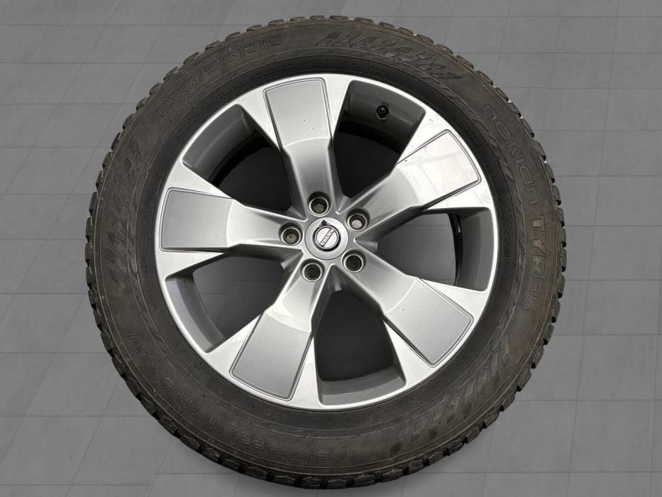 VOLVO XC40 2018