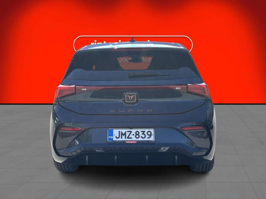 CUPRA Born 2023