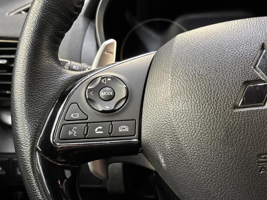 MITSUBISHI ECLIPSE CROSS 2023