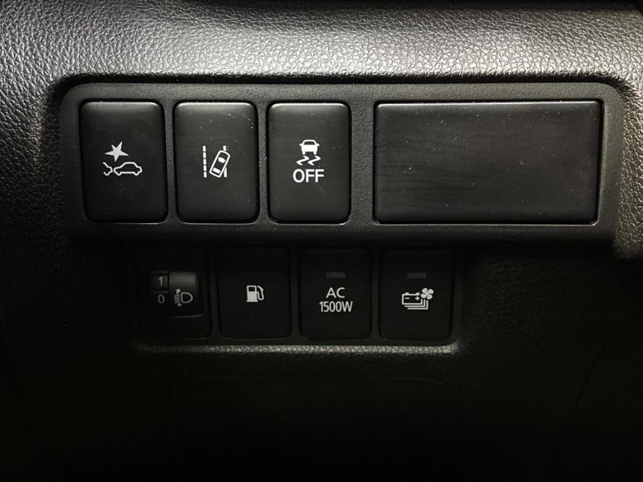 MITSUBISHI ECLIPSE CROSS 2023