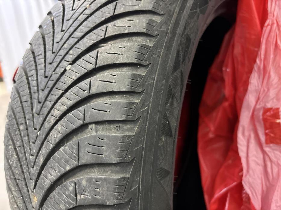 MITSUBISHI ECLIPSE CROSS 2023