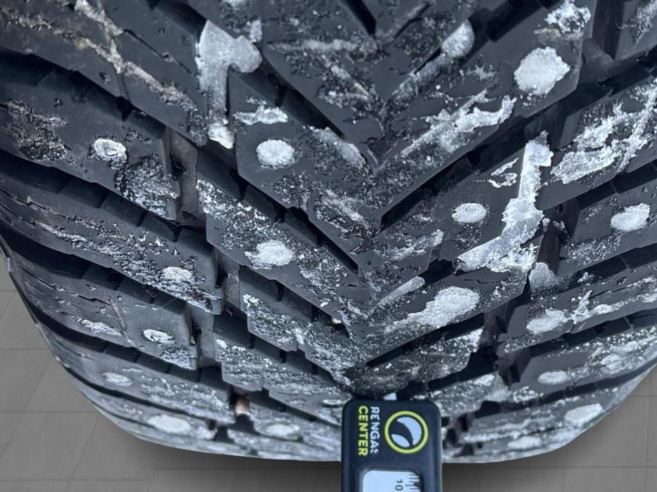 TOYOTA RAV4 PLUG-IN 2021