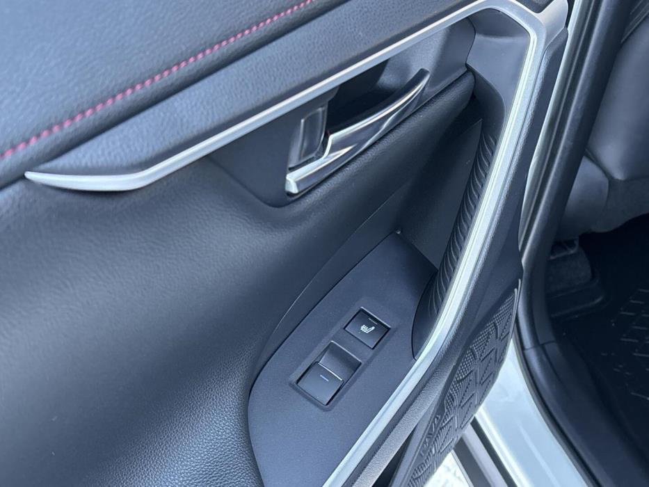 TOYOTA RAV4 PLUG-IN 2021