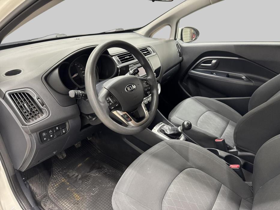 KIA RIO 2016