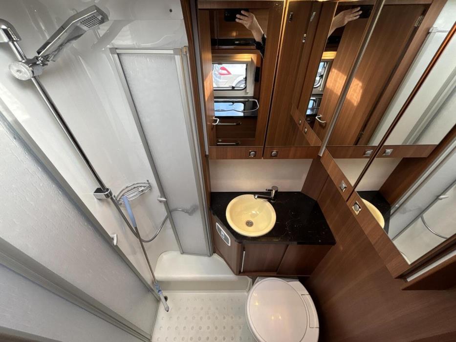 LMC BREEZER V636 2016