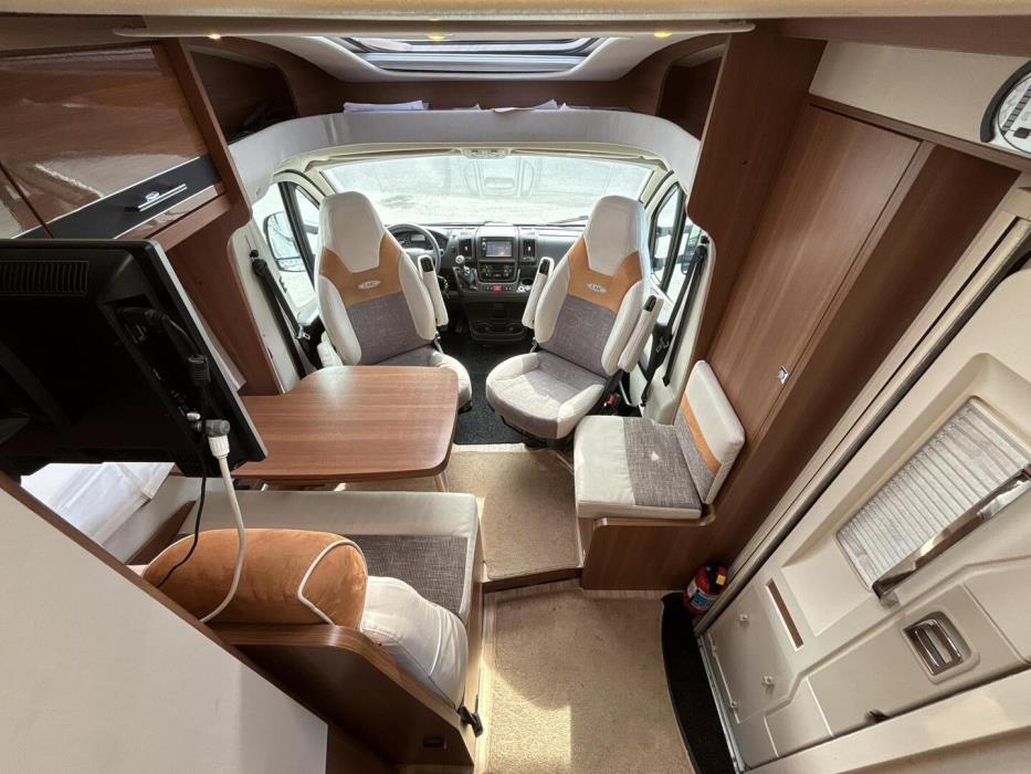 LMC BREEZER V636 2016